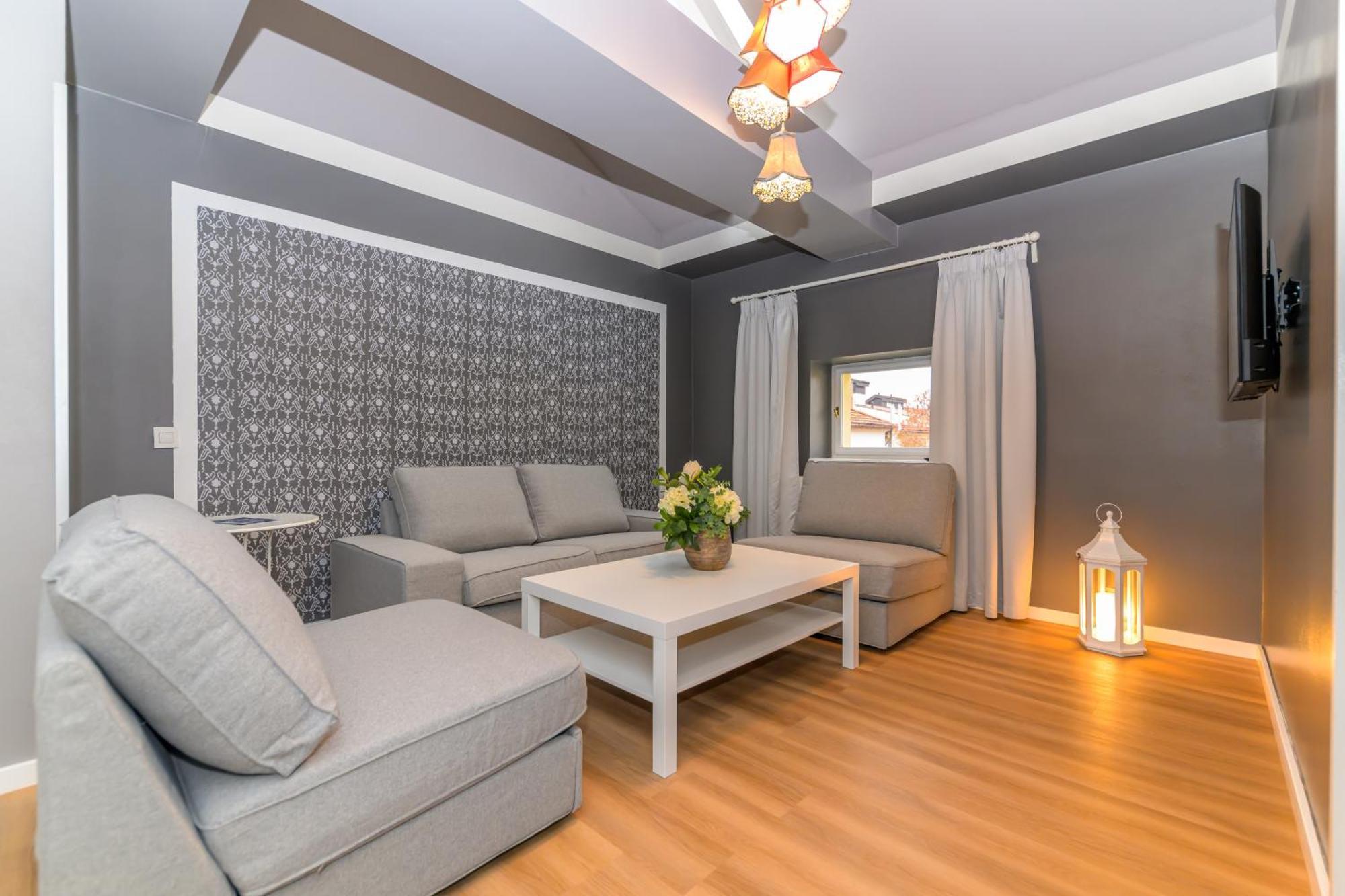 Royal Apartahotel 4*